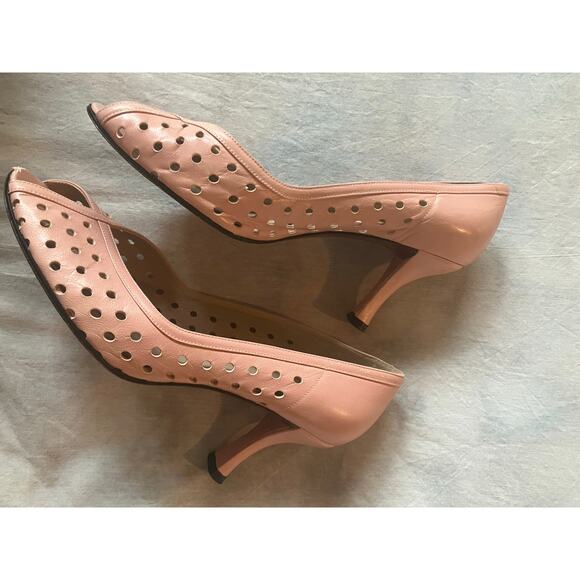 STUART WEITZMAN - Picture 7 of 13